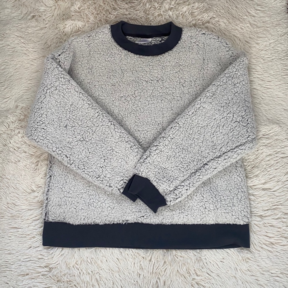 ✨Buy One Get One Free✨ Secret Treasures Sherpa Crewneck